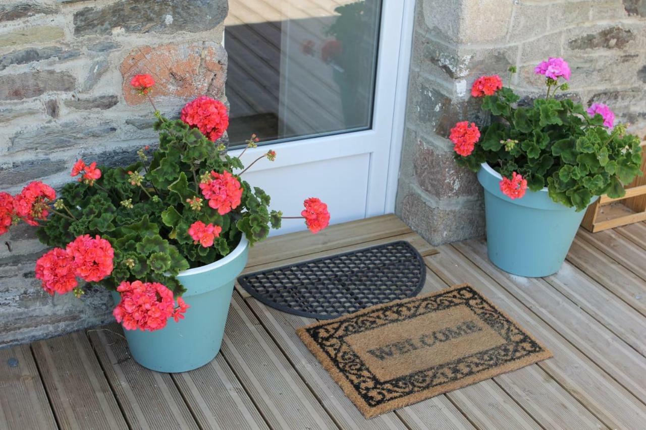 Au Mont Chez Nous # Jacuzzi & Sauna # Pontorson Buitenkant foto