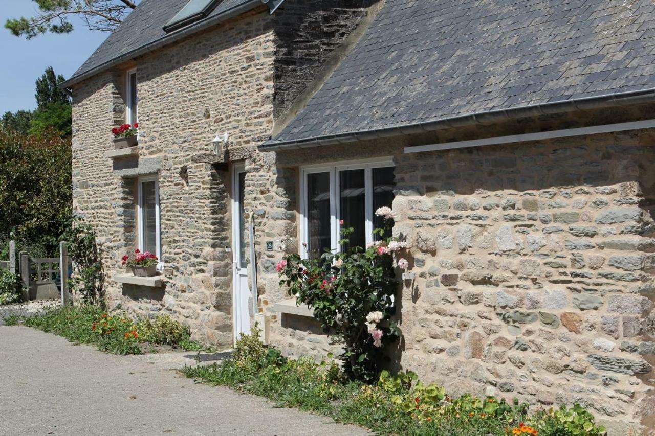 Au Mont Chez Nous # Jacuzzi & Sauna # Pontorson Buitenkant foto